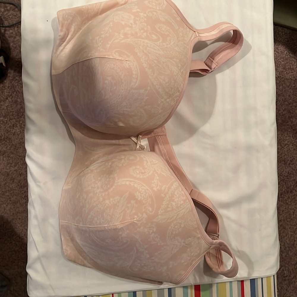 Cacique balcony style bra